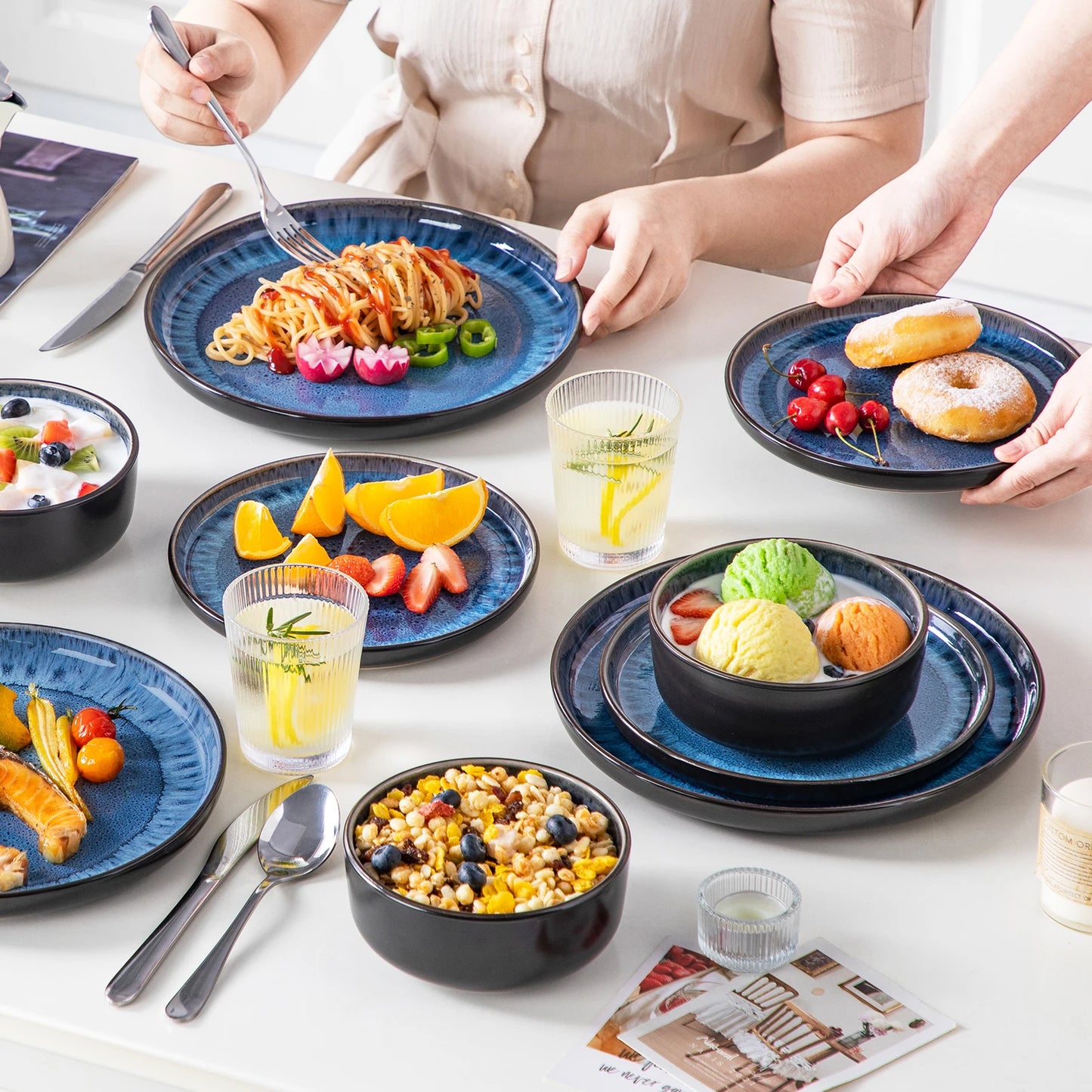 18/24PCS Black / Mediterranean Blue Ceramic Plate Sets