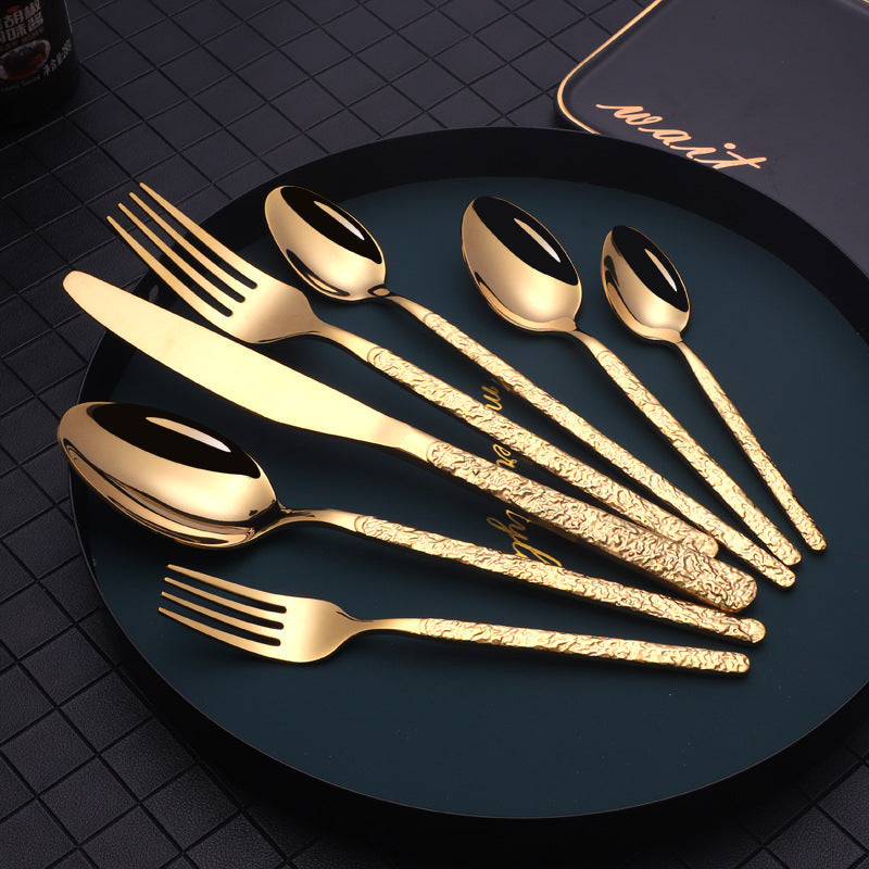 Textured Handle Cutlery Set